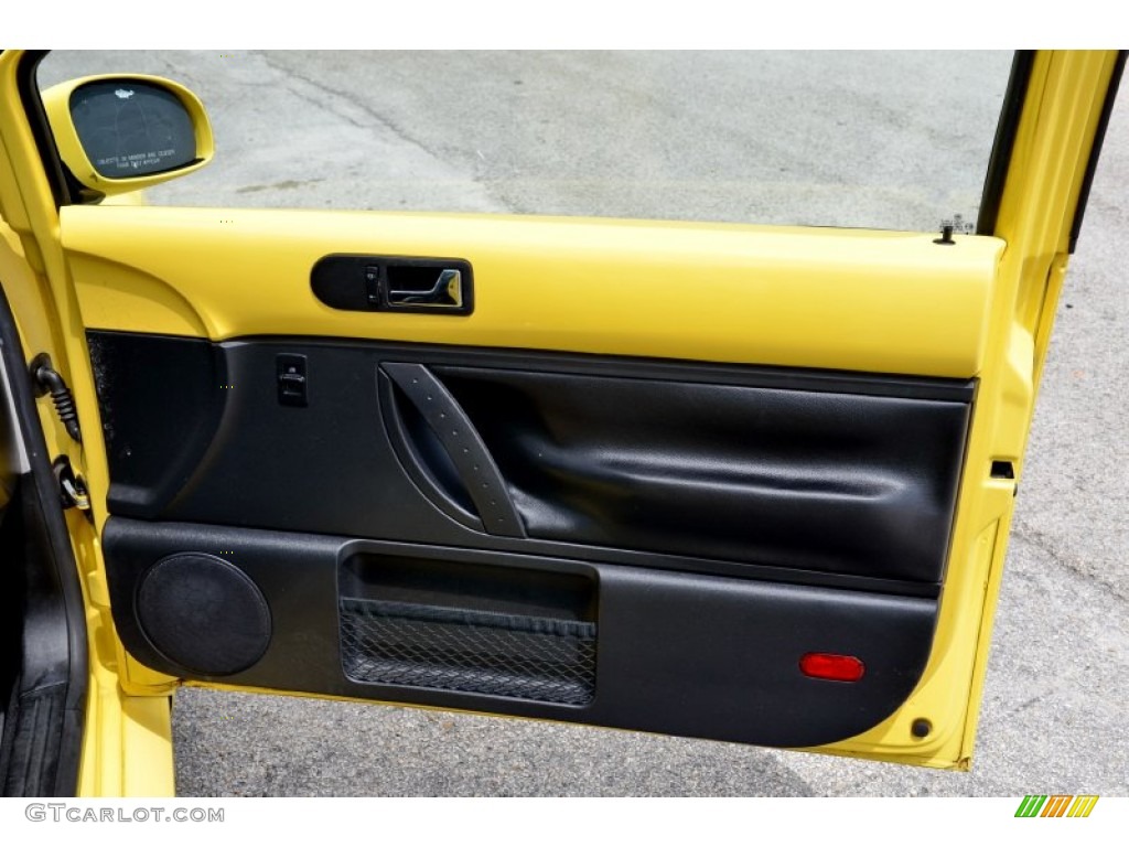 2007 New Beetle 2.5 Coupe - Sunflower Yellow / Black photo #41