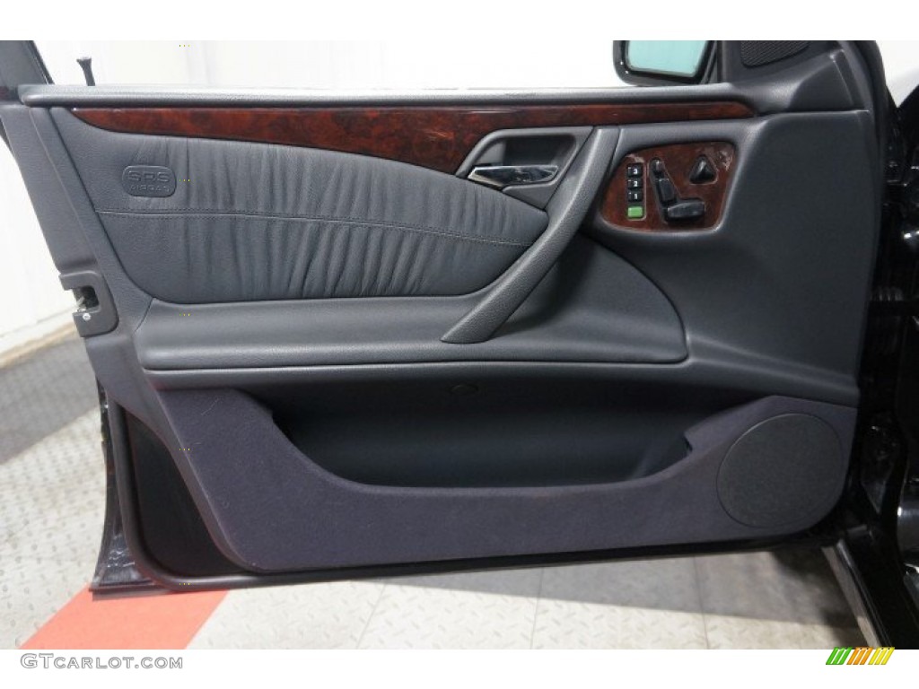 2001 Mercedes-Benz E 430 4Matic Sedan Charcoal Door Panel Photo #106142914