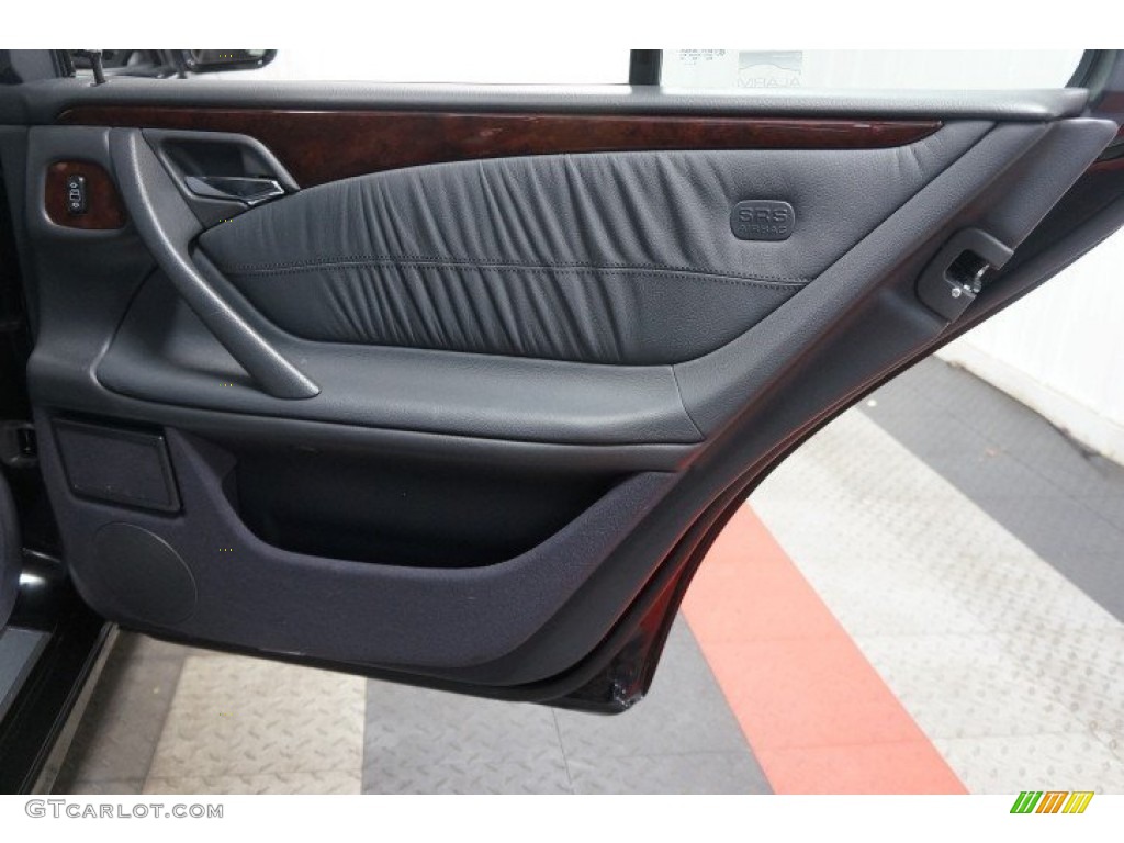 2001 Mercedes-Benz E 430 4Matic Sedan Charcoal Door Panel Photo #106142981