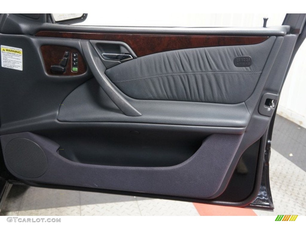 2001 Mercedes-Benz E 430 4Matic Sedan Door Panel Photos