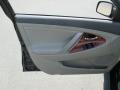 Black - Camry XLE Photo No. 11