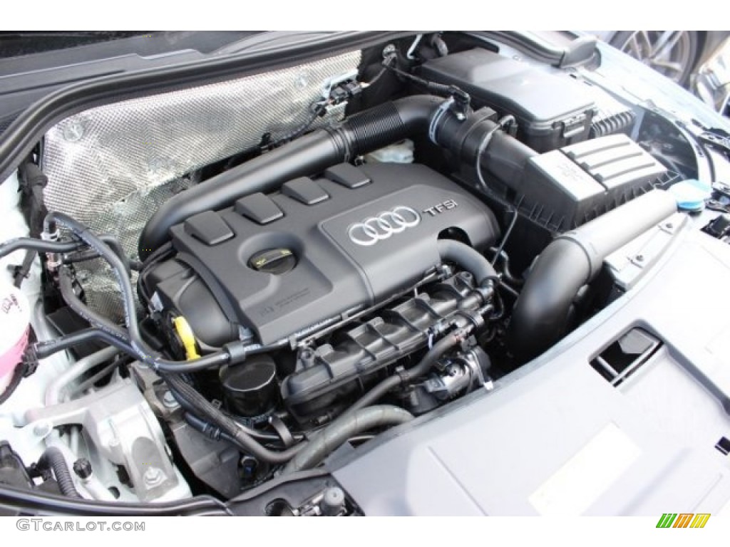 2016 Audi Q3 2.0 TSFI Premium Plus Engine Photos
