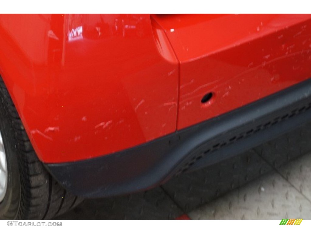 2013 fortwo pure coupe - Rally Red / Plain Black photo #41