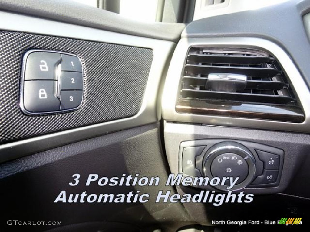 2016 Fusion SE - Ingot Silver Metallic / Charcoal Black photo #26
