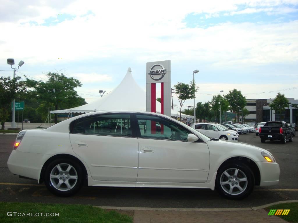 2006 Altima 2.5 S Special Edition - Satin White Pearl / Charcoal photo #11