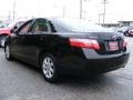 Black - Camry LE Photo No. 5