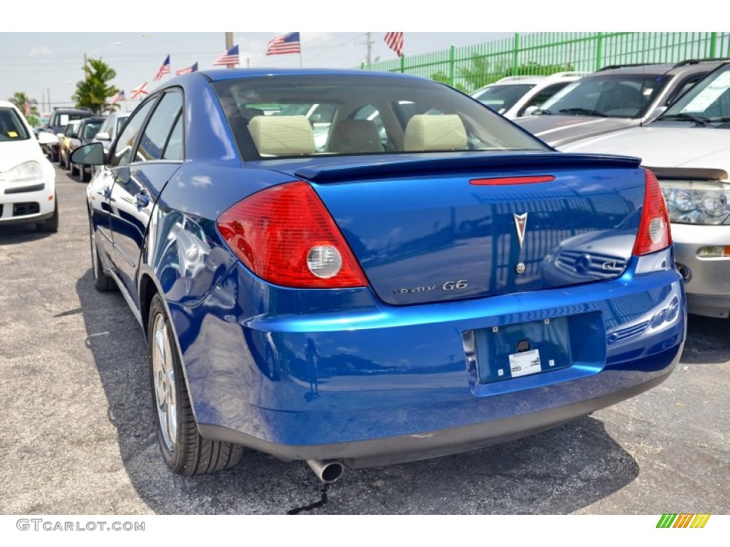 2005 G6 GT Sedan - Electric Blue Metallic / Light Taupe photo #8