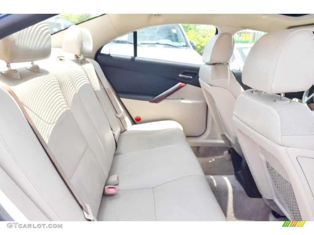 2005 G6 GT Sedan - Electric Blue Metallic / Light Taupe photo #48