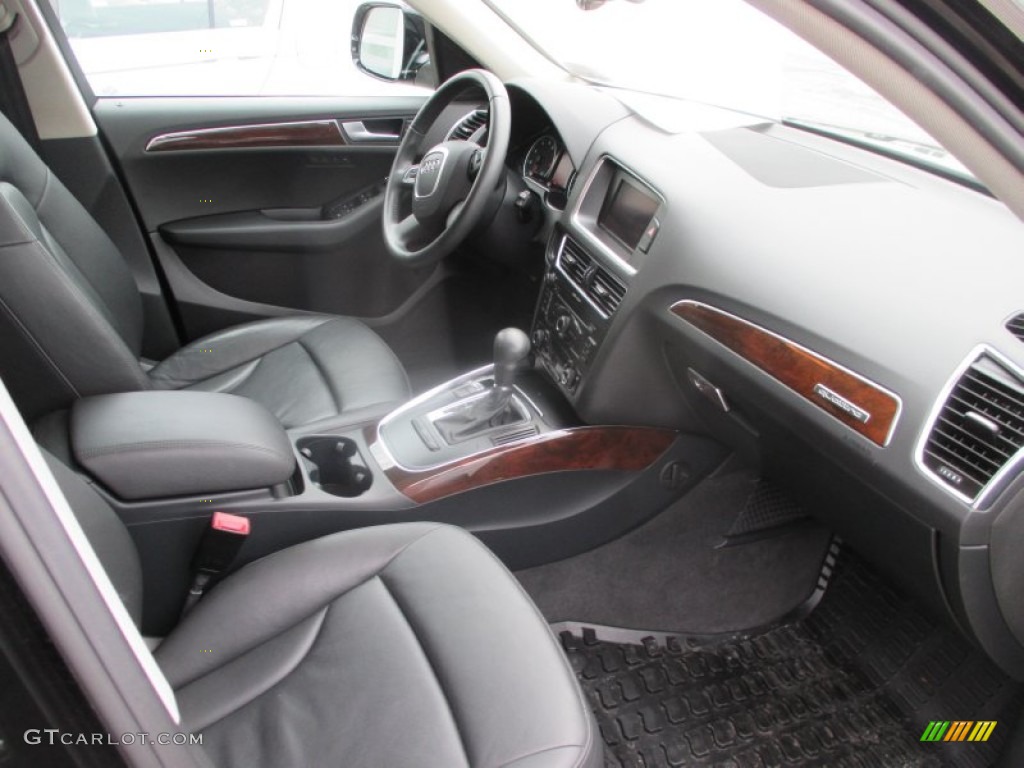 2011 Q5 2.0T quattro - Brilliant Black / Black photo #12