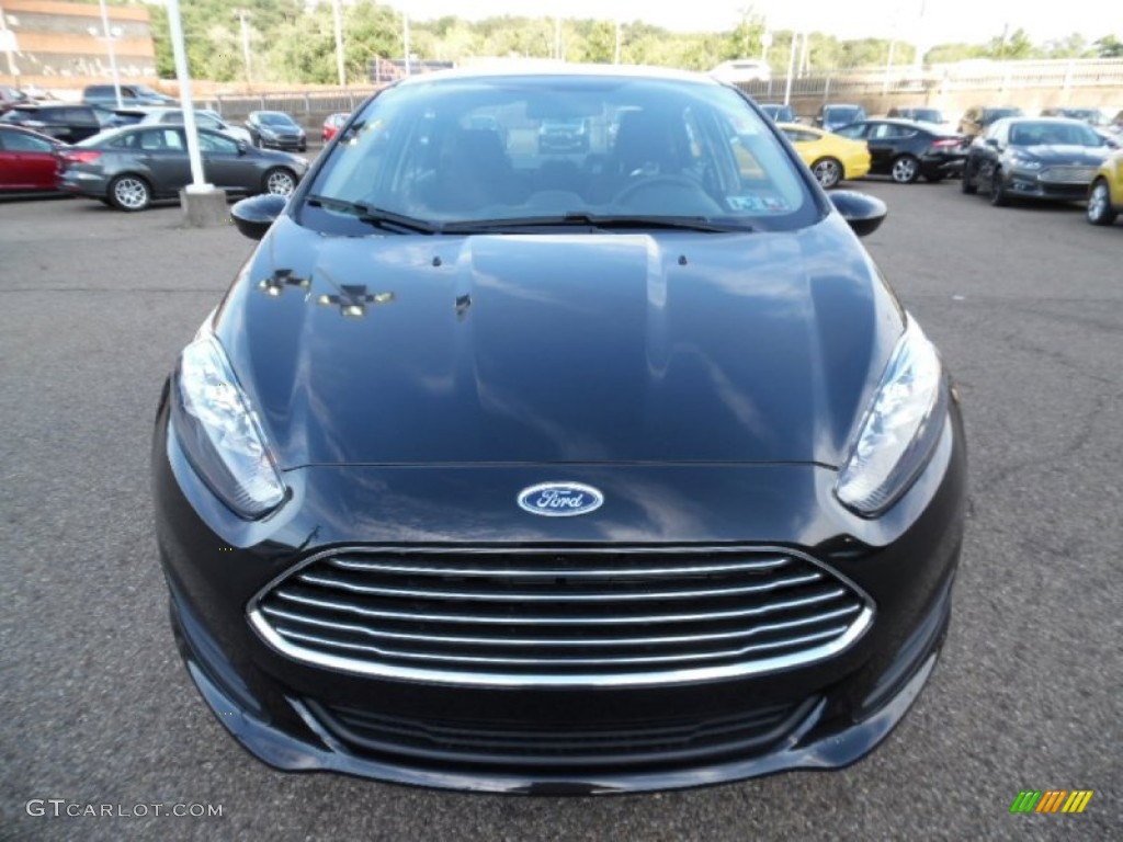 2015 Fiesta S Sedan - Tuxedo Black Metallic / Charcoal Black photo #8