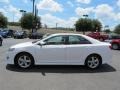 Super White - Camry SE Photo No. 5