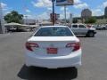 Super White - Camry SE Photo No. 7