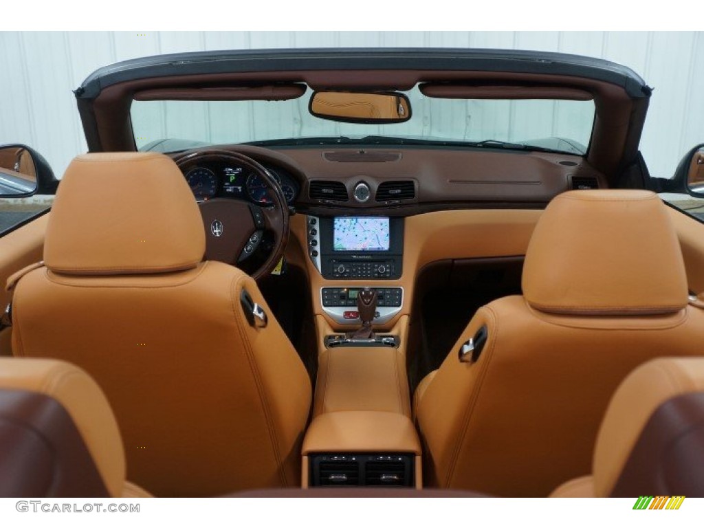 2011 GranTurismo Convertible GranCabrio - Grigio Granito (Dark Grey) / Cuoio photo #28