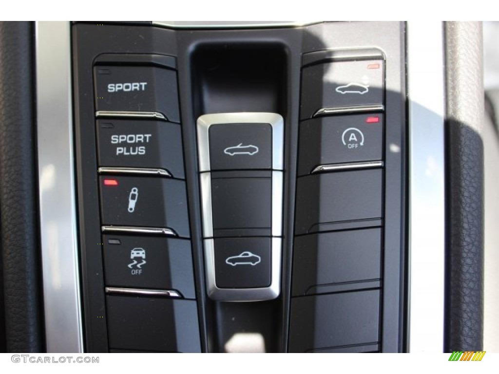 2016 Porsche Boxster Black Edition Controls Photo #106164355