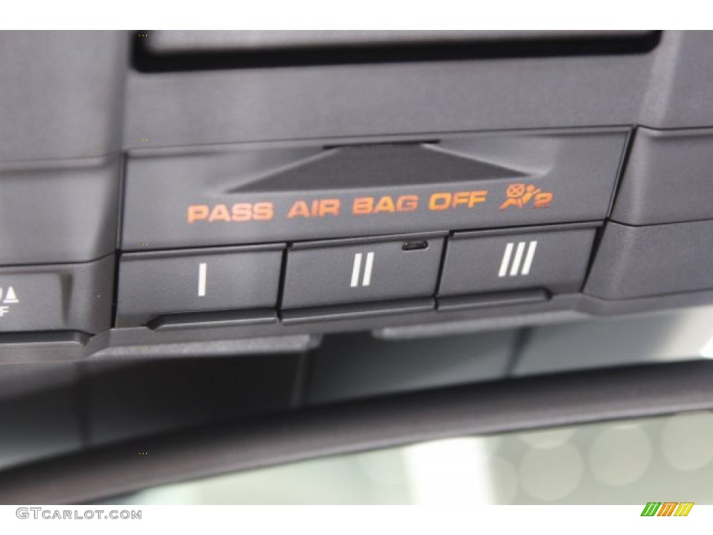 2016 Porsche Boxster Black Edition Controls Photo #106164493