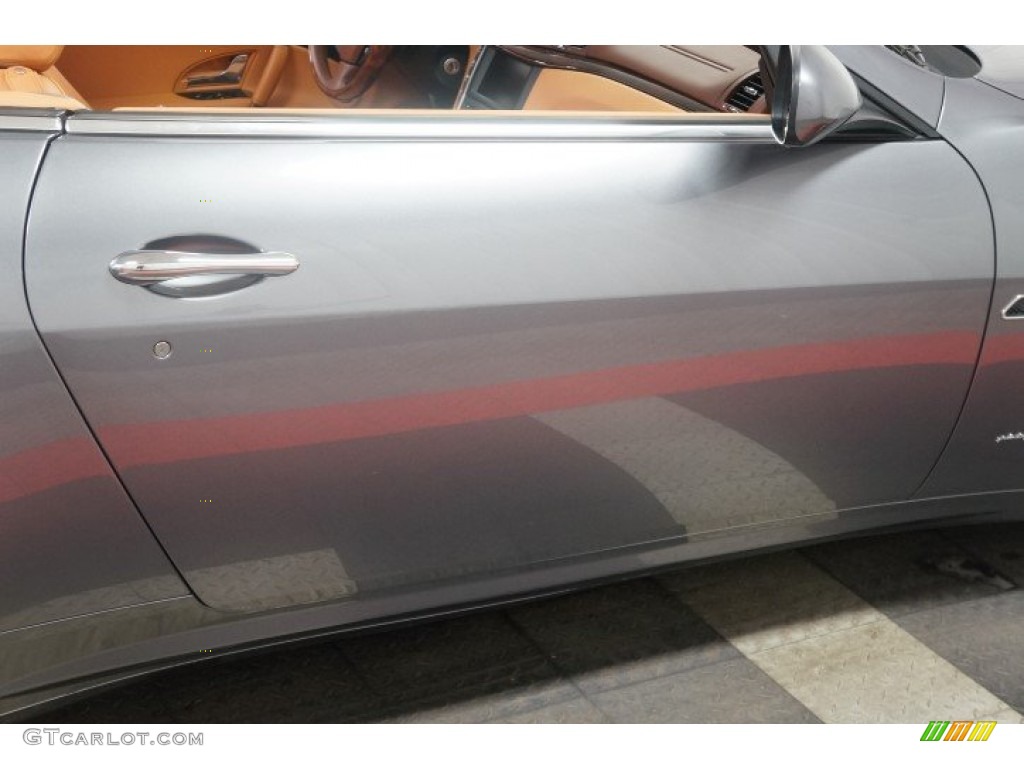 2011 GranTurismo Convertible GranCabrio - Grigio Granito (Dark Grey) / Cuoio photo #56