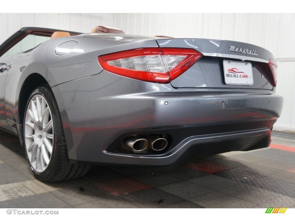 2011 GranTurismo Convertible GranCabrio - Grigio Granito (Dark Grey) / Cuoio photo #62