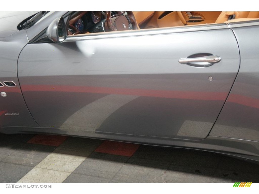 2011 GranTurismo Convertible GranCabrio - Grigio Granito (Dark Grey) / Cuoio photo #68