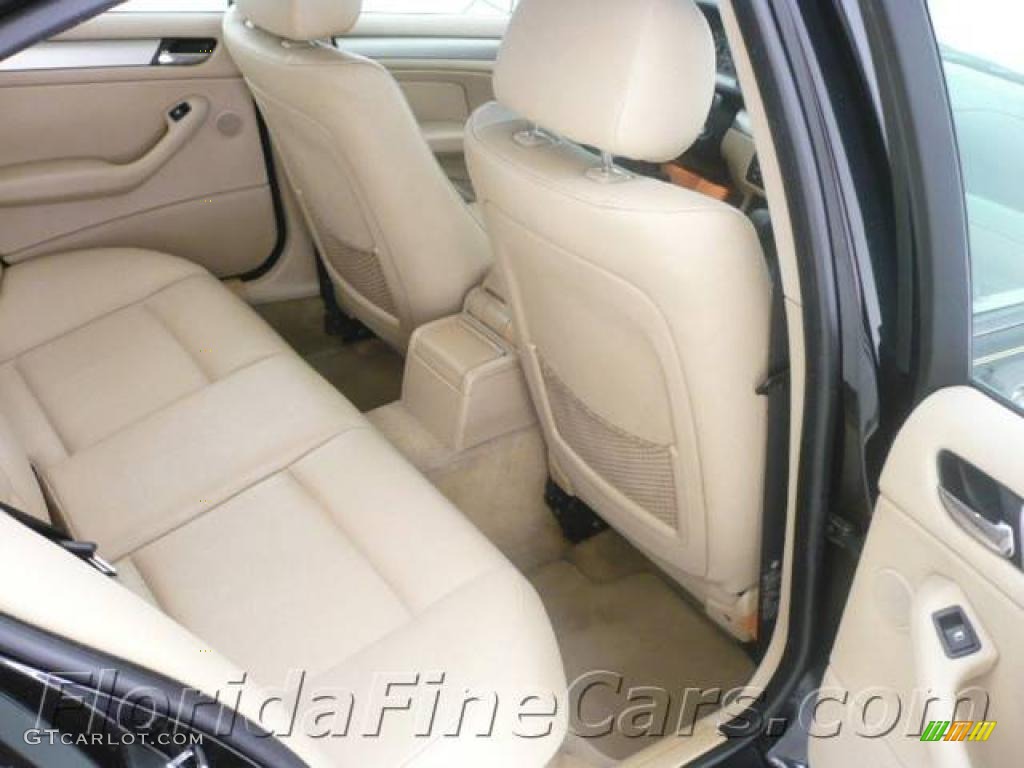 2003 3 Series 325i Sedan - Jet Black / Beige photo #13