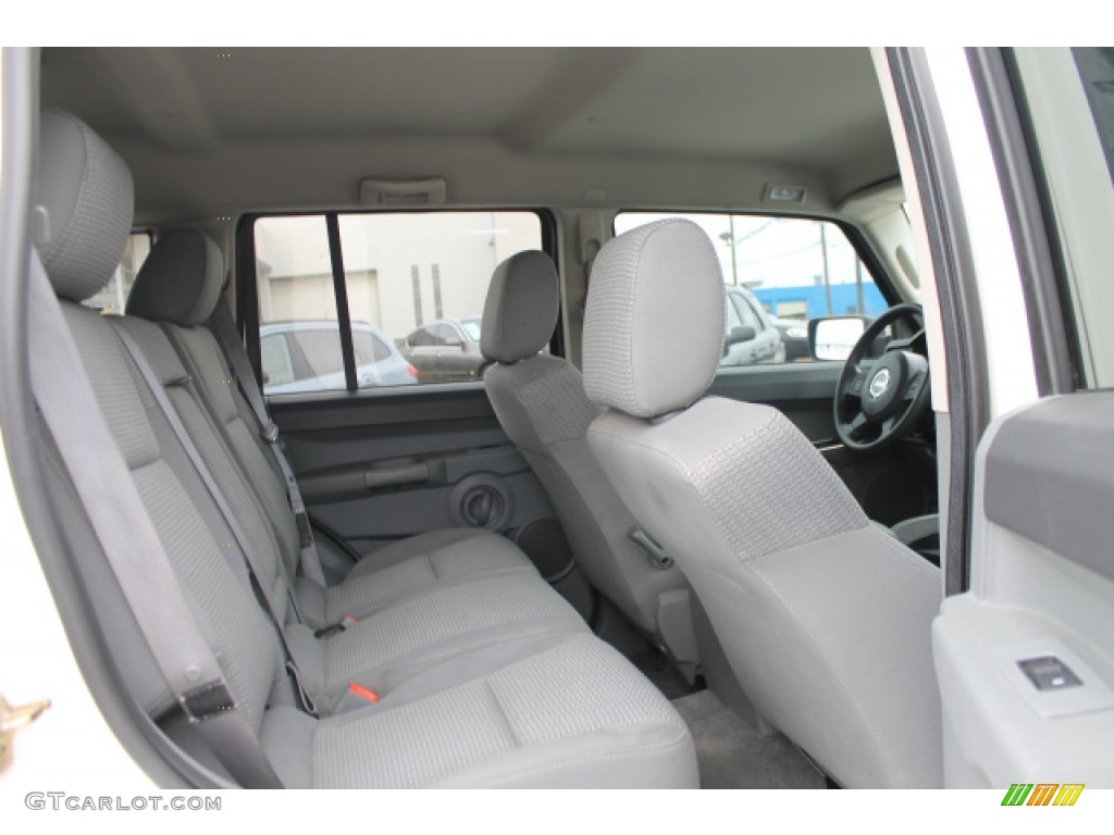 2006 Commander 4x4 - Stone White / Medium Slate Gray photo #5