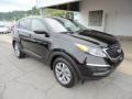 Front 3/4 View of 2016 Sportage LX AWD