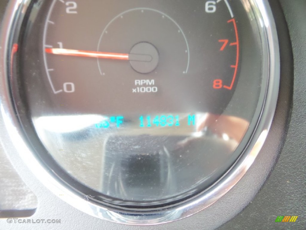 2005 Cobalt Coupe - Ultra Silver Metallic / Gray photo #15