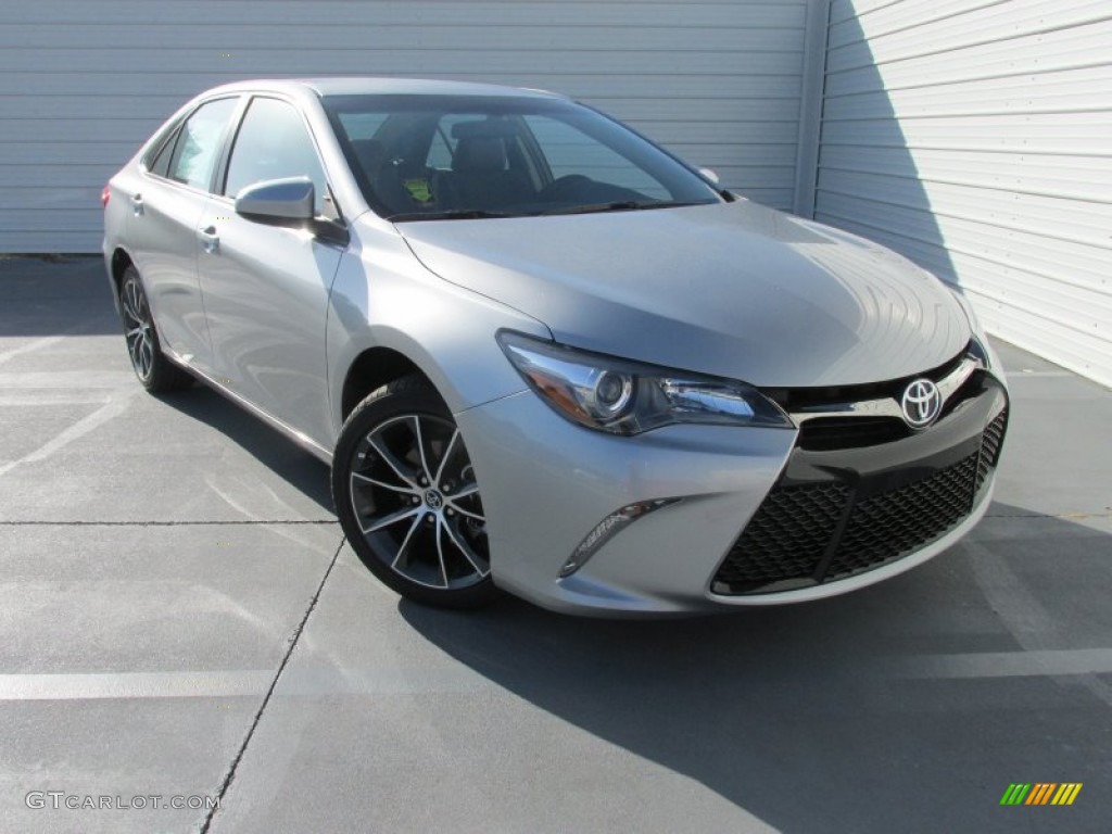 2015 Camry XSE - Celestial Silver Metallic / Black photo #2