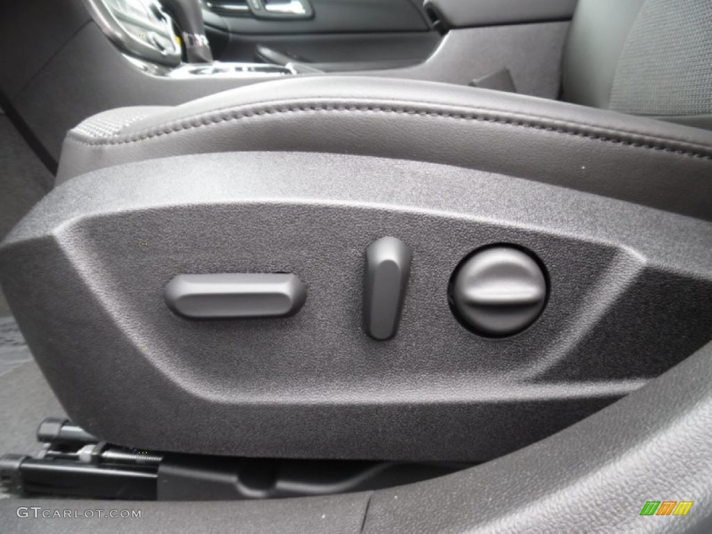 2016 Malibu Limited LT - Black / Jet Black photo #16