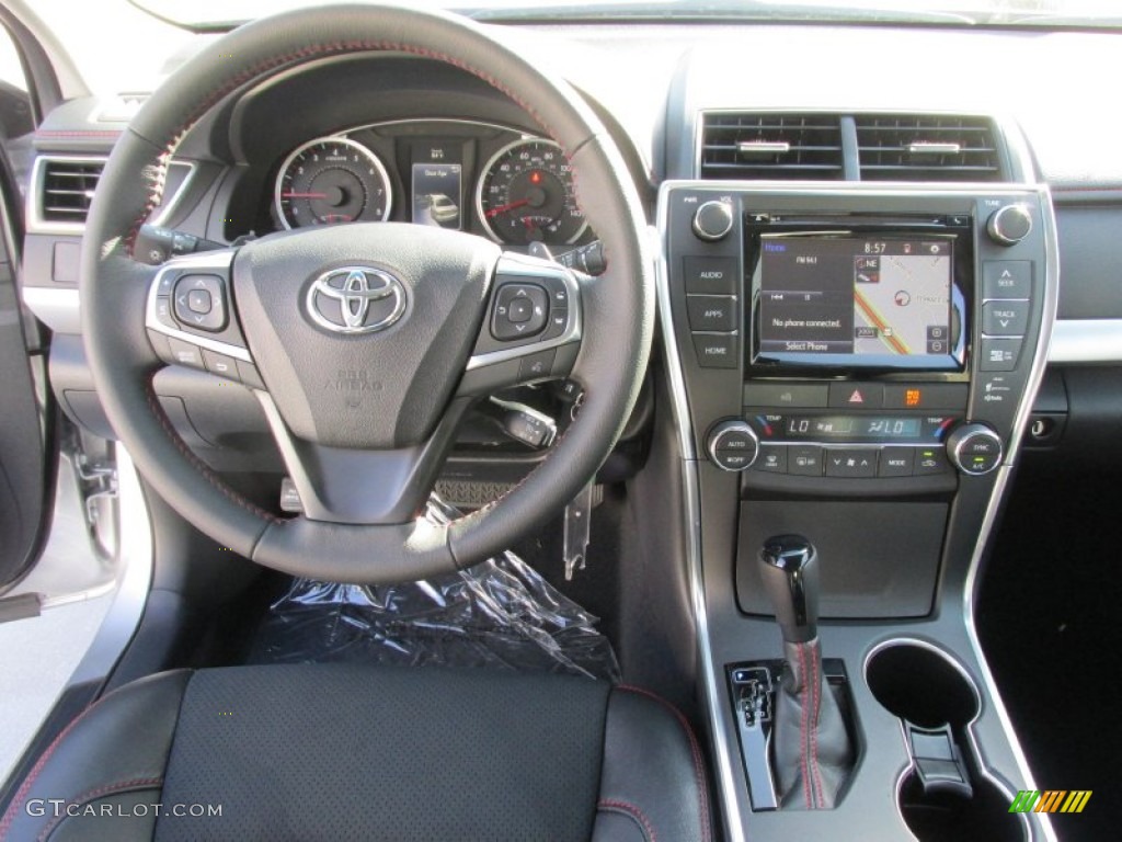 2015 Camry XSE - Celestial Silver Metallic / Black photo #23