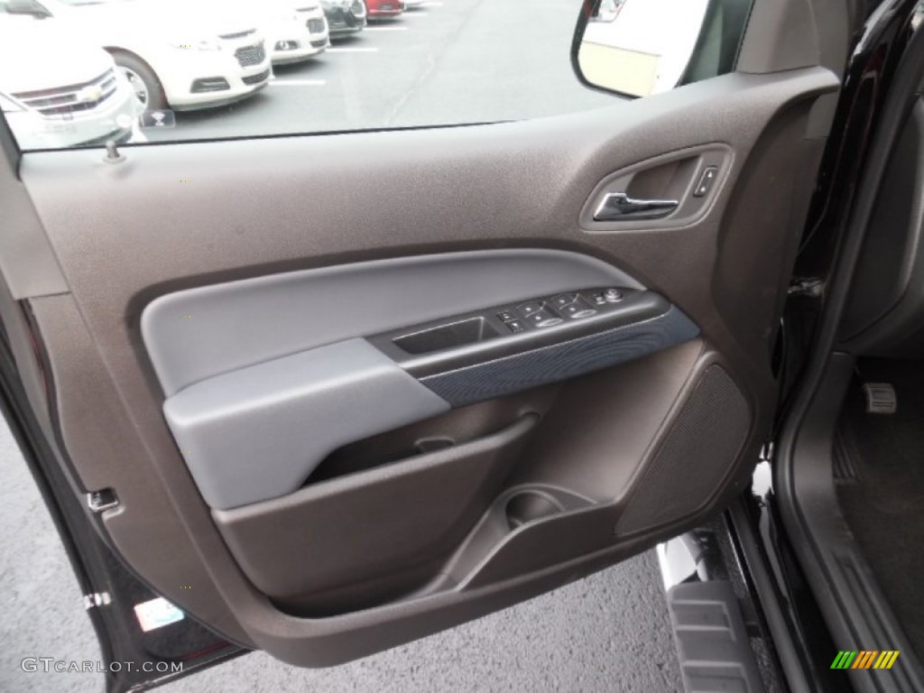 2016 Chevrolet Colorado Z71 Crew Cab 4x4 Jet Black Door Panel Photo #106186960