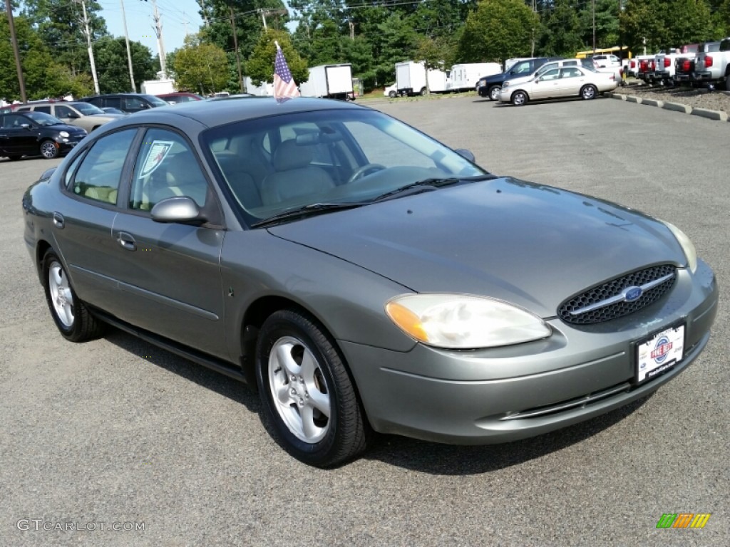 2002 Taurus SES - Spruce Green Metallic / Medium Parchment photo #3