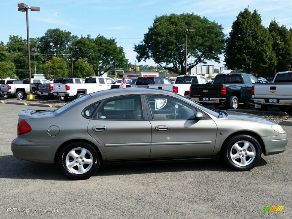 Spruce Green Metallic 2002 Ford Taurus SES Exterior Photo #106205842