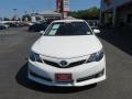 Super White - Camry SE Photo No. 3