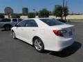 Super White - Camry SE Photo No. 6