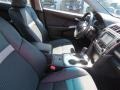 Super White - Camry SE Photo No. 17