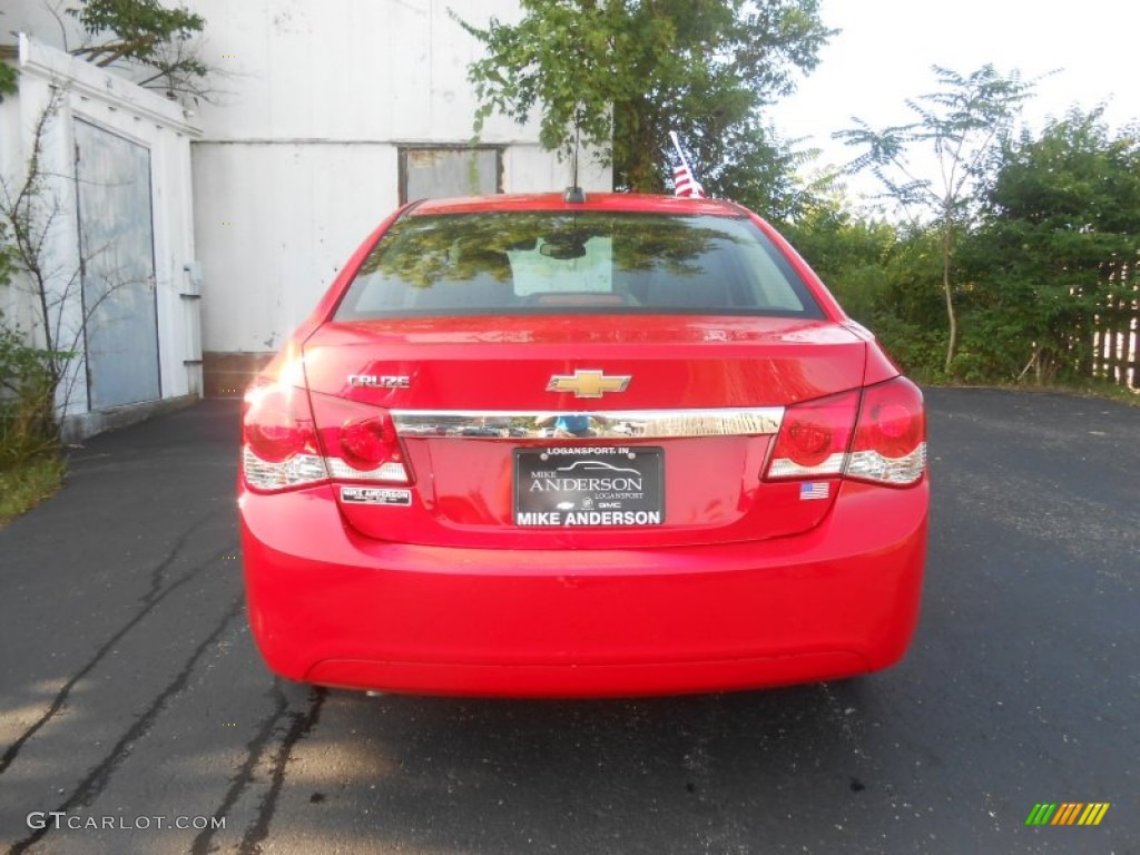 2015 Cruze LS - Red Hot / Jet Black/Medium Titanium photo #6
