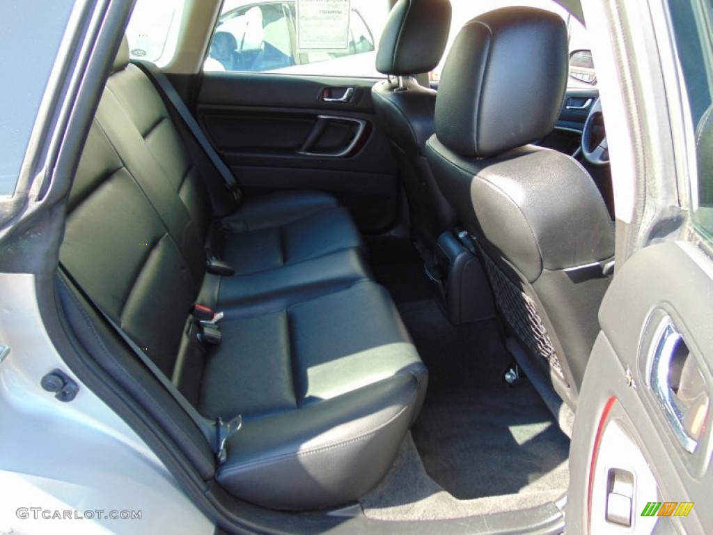 2007 Subaru Outback 2.5i Limited Wagon Rear Seat Photos