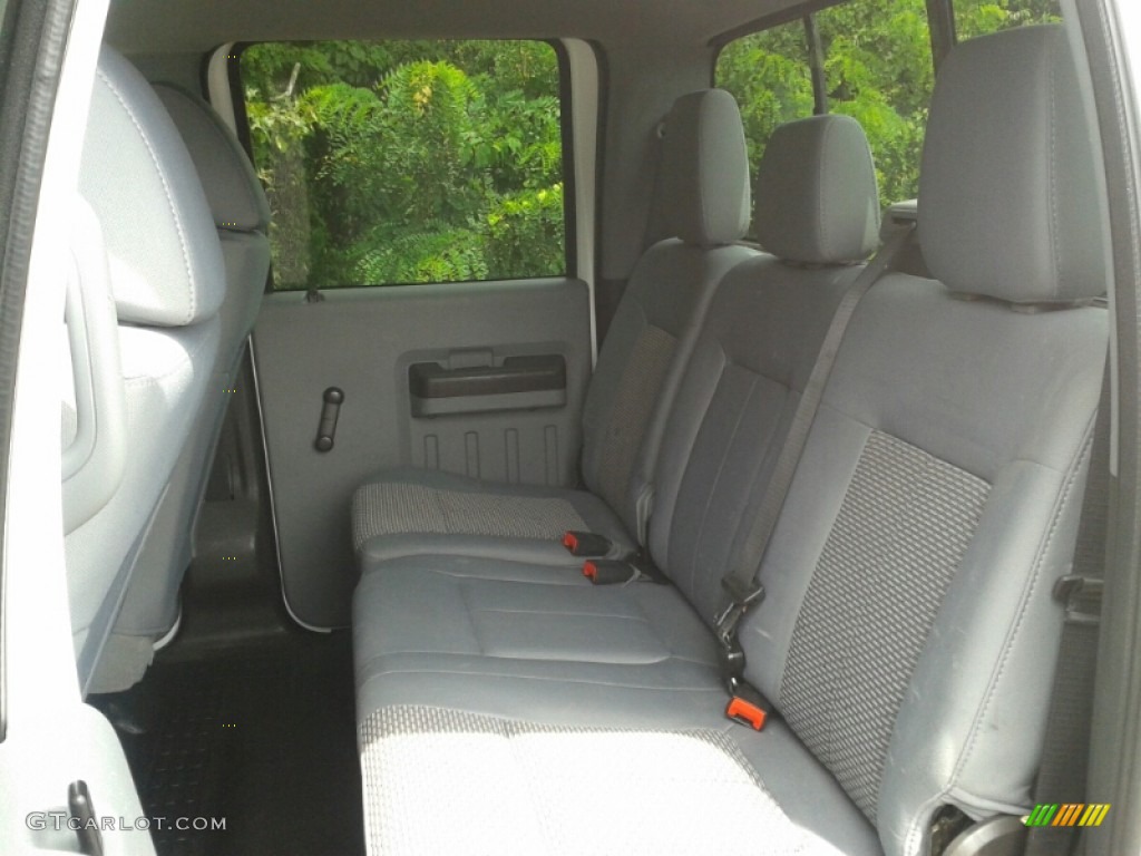 2011 F250 Super Duty XL Crew Cab 4x4 - Oxford White / Steel Gray photo #19