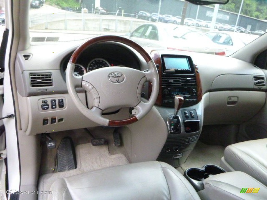 Taupe Interior 2005 Toyota Sienna XLE AWD Photo #106228528