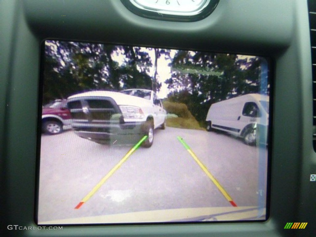 2015 300 S AWD - Bright White / Black/Ambassador Blue photo #19