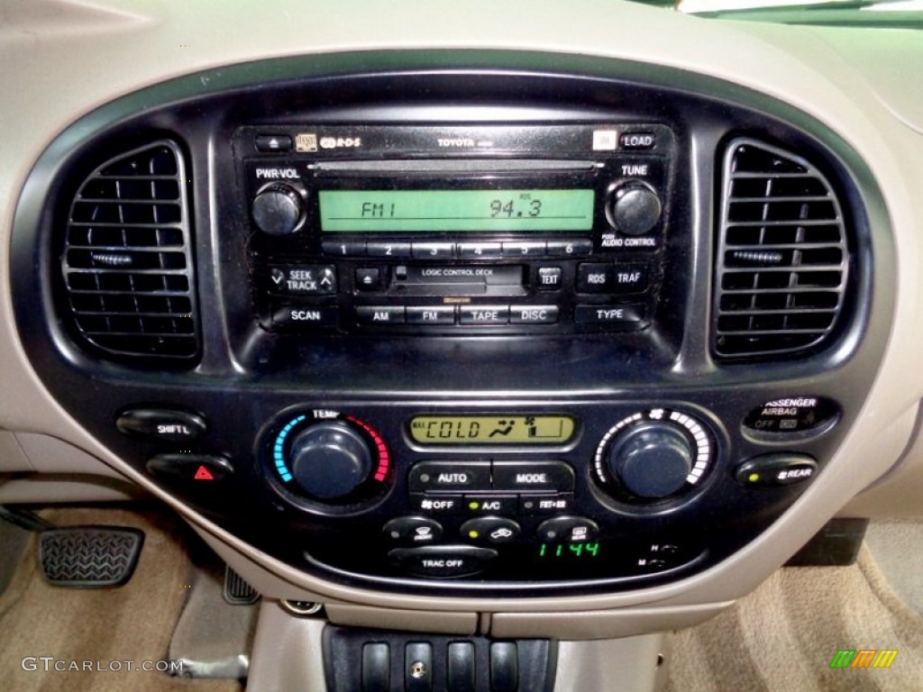 2007 Toyota Sequoia SR5 Controls Photo #106235416