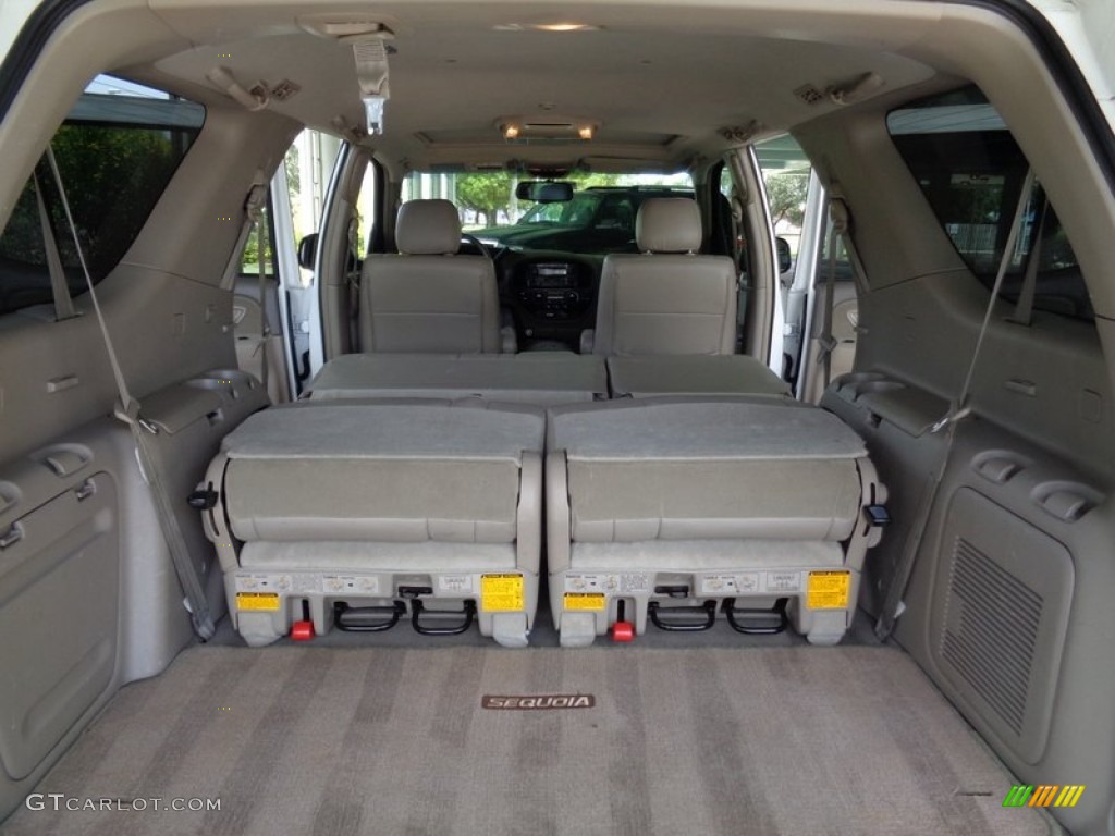 2007 Toyota Sequoia SR5 Trunk Photo #106235437