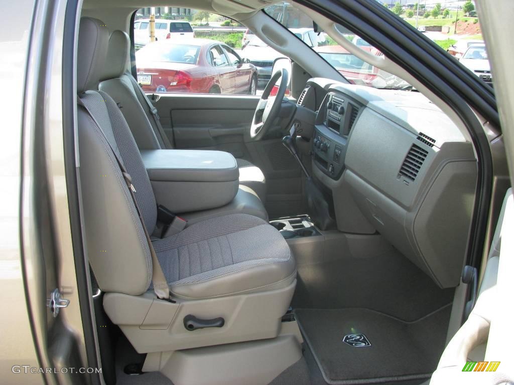 2007 Ram 1500 ST Regular Cab - Light Khaki Metallic / Khaki Beige photo #12