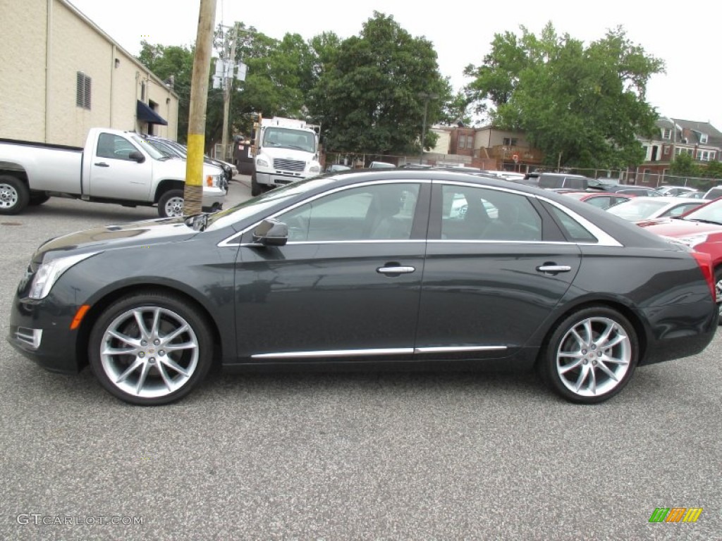 2015 Cadillac XTS Premium Sedan Exterior Photos