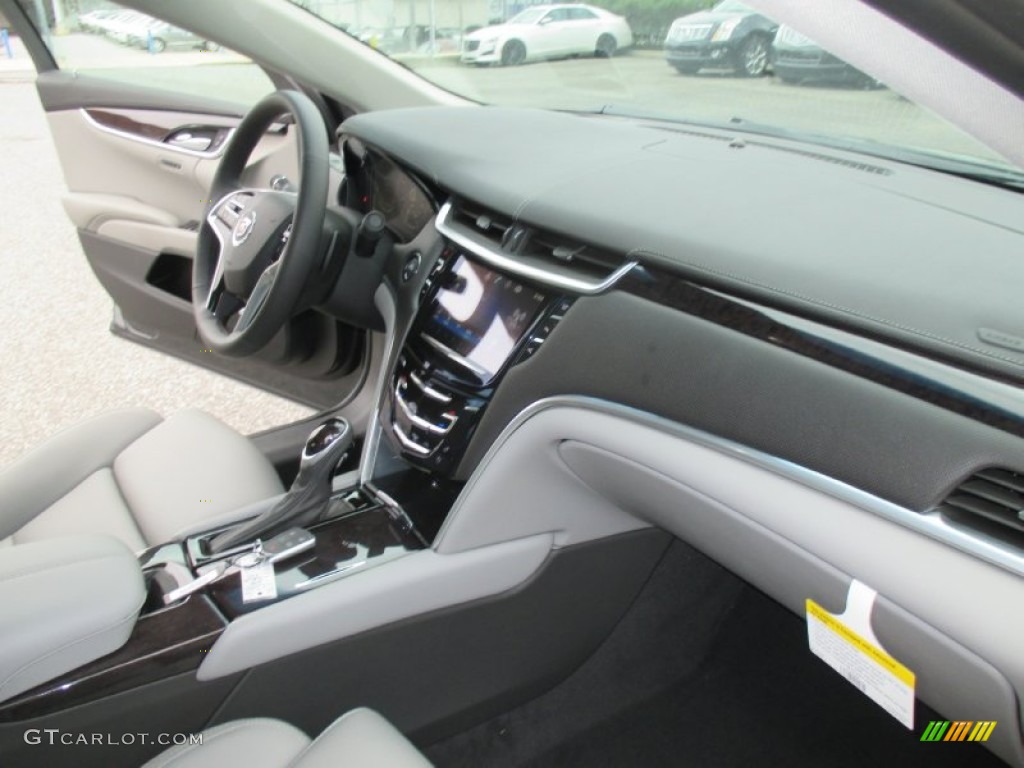 2015 Cadillac XTS Premium Sedan Medium Titanium/Jet Black Dashboard Photo #106238023