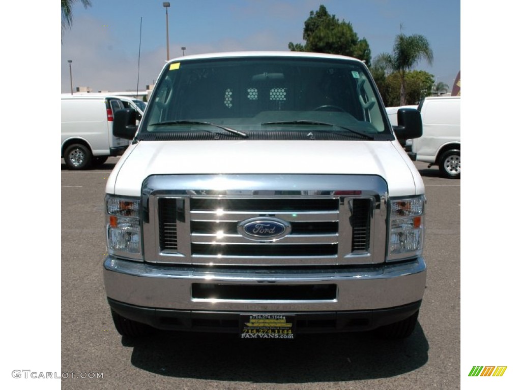 2014 E-Series Van E250 Cargo Van - Oxford White / Medium Flint photo #10