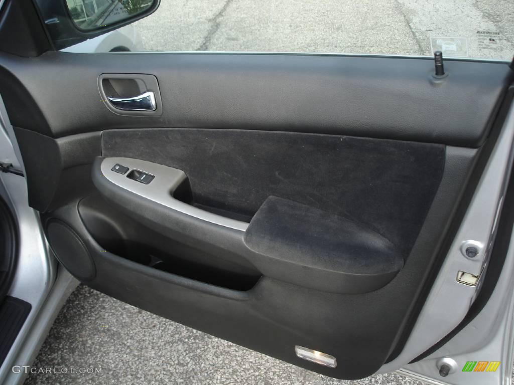 2003 Accord EX Sedan - Satin Silver Metallic / Black photo #23