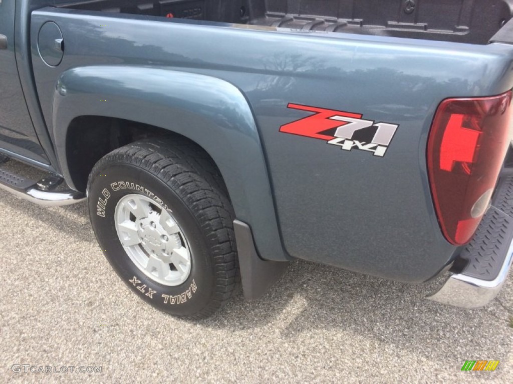 2006 Colorado LT Crew Cab 4x4 - Blue Granite Metallic / Very Dark Pewter photo #29