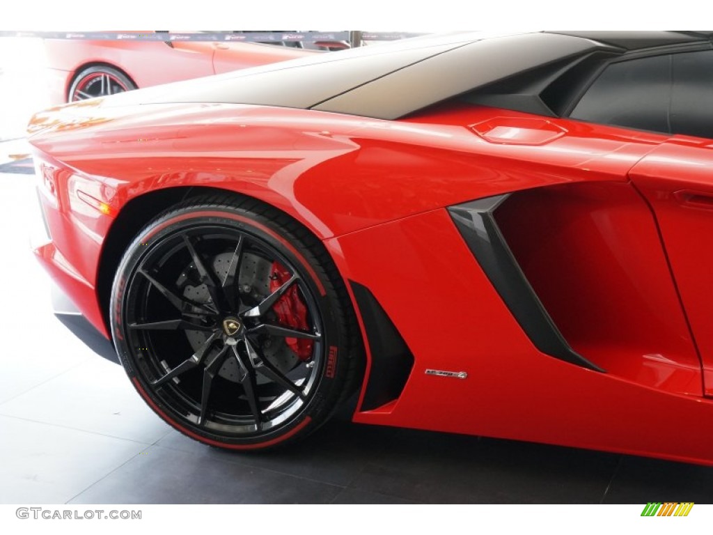 2015 Lamborghini Aventador LP700-4 Pirelli Edition Wheel Photos