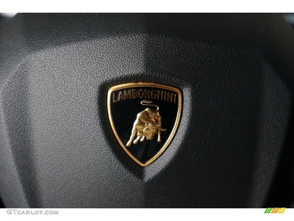 2015 Lamborghini Aventador LP700-4 Pirelli Edition Marks and Logos Photo #106252338